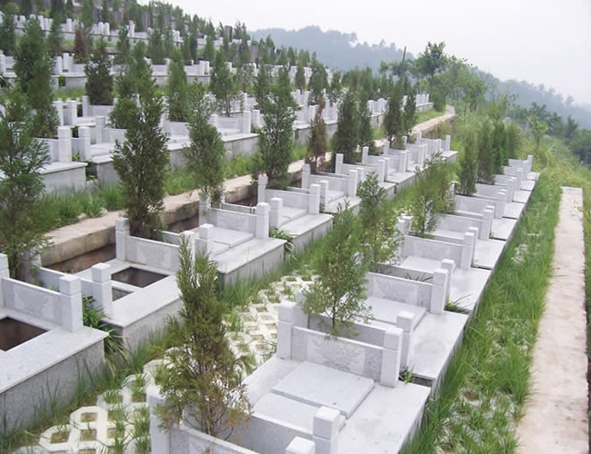 还不知道皇家龙山公墓在哪里？我来告诉你