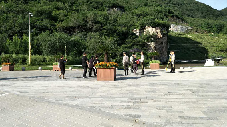 昌平华夏陵园环境如何?价格高吗?