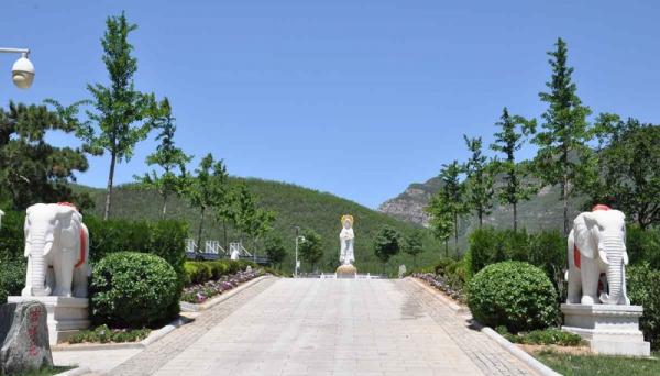 北京昌平桃北京昌平皇家龙山陵园的位置在哪？风水好吗？