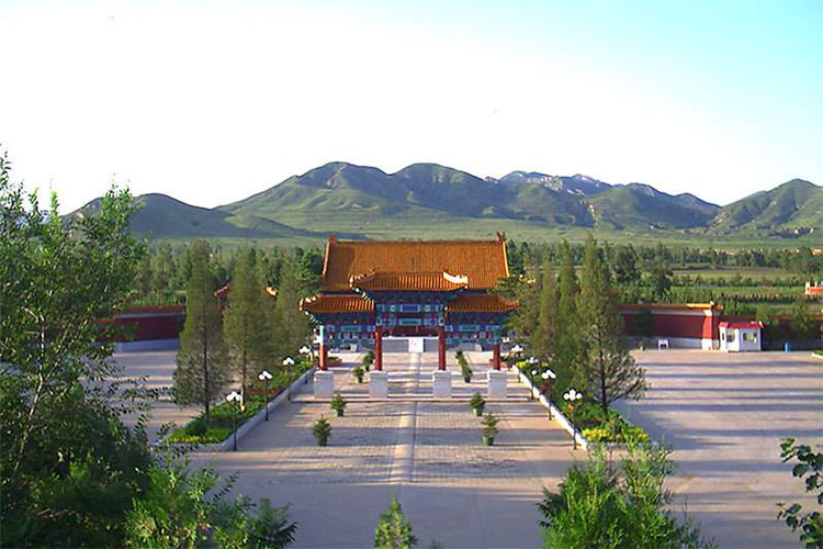北京中华永久墓地价格是否低廉 具体的价格取决于什么
